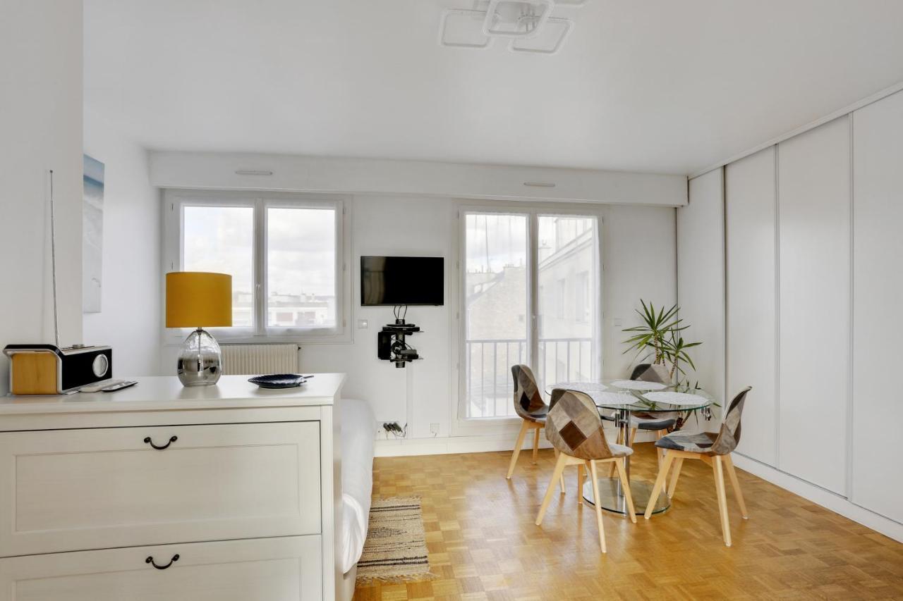 Le Nid Du Roi - Appartement Terrasse - Versailles Exterior foto